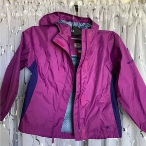 Waterproof windbreaker